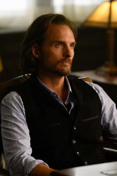 Bitten - Bad Dreams - Photos - Greg Bryk