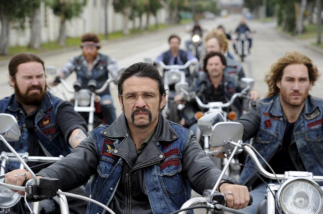 Bikie Wars: Brothers in Arms - Photos - Anthony Hayes, Matt Nable, Callan Mulvey