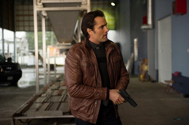 Continuum - Wasted Minute - De filmes - Victor Webster