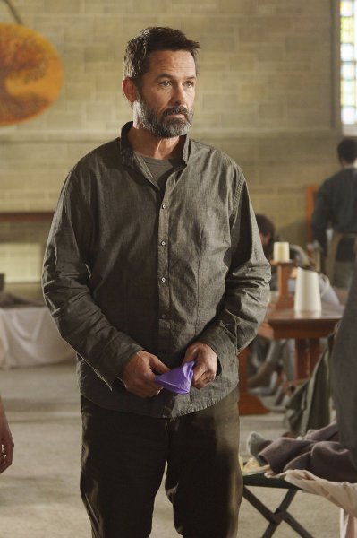 Helix - M. Domestica - Photos - Billy Campbell