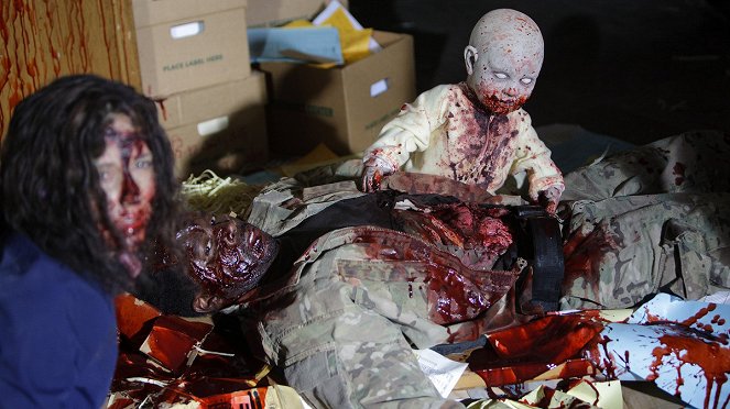 Z Nation - Season 1 - Zombie-Apokalypse - Filmfotos - Harold Perrineau