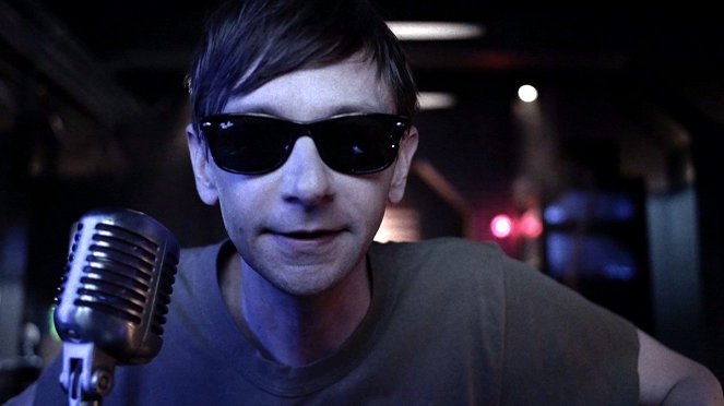 Z Nation - Puppies and Kittens - Photos - DJ Qualls