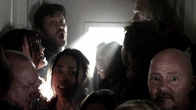 Z, mint zombi - Resurrection Z - Filmfotók - Anastasia Baranova, Tom Everett Scott, Pisay Pao, Kellita Smith