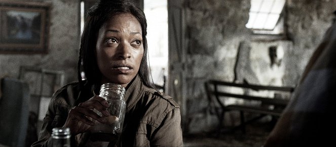 Z, mint zombi - Season 1 - Welcome to the Fu-Bar - Filmfotók - Kellita Smith