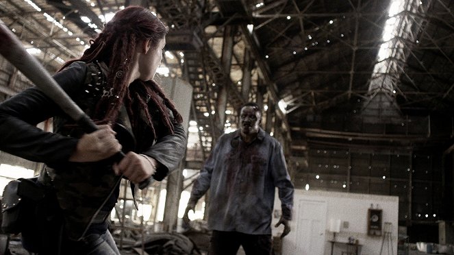 Z Nation - Season 1 - Meurs zombie, meurs... encore - Film