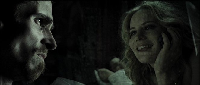 The Machinist - Photos - Jennifer Jason Leigh