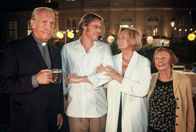 Die Hochzeit meiner Töchter - De la película - Ernst Stankovski, Oliver Clemens, Ruth-Maria Kubitschek, Ruth Glöss
