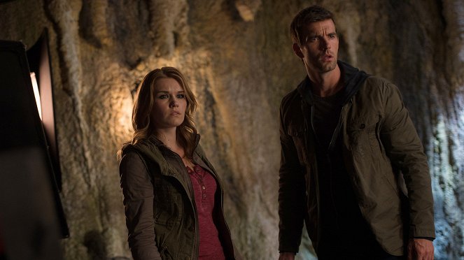 Haven - See No Evil - Photos - Emily Rose, Lucas Bryant