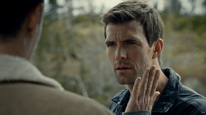 Haven - The Old Switcheroo: Part 2 - Photos - Lucas Bryant