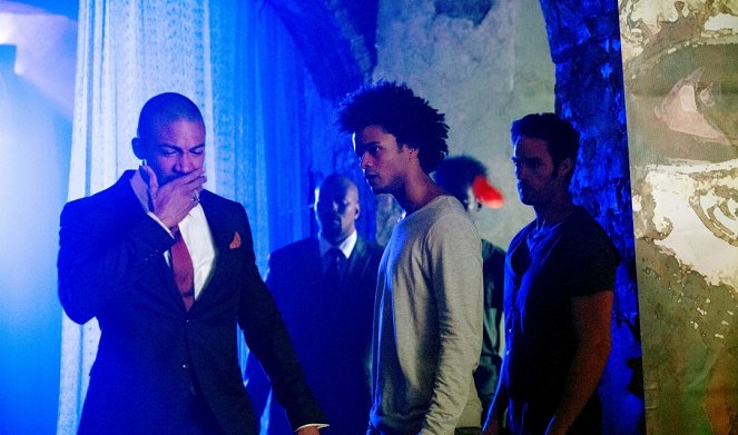 The Originals - Tangled Up in Blue - Photos - Charles Michael Davis, Eka Darville