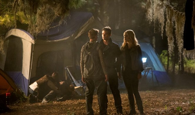 The Originals - Season 1 - Reigning Pain in New Orleans - Photos - Daniel Gillies, Claire Holt
