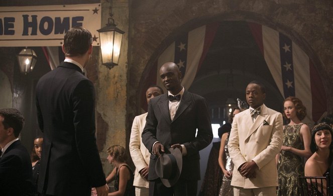 The Originals - Season 1 - Dance Back from the Grave - Photos - Owiso Odera