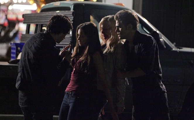 The Vampire Diaries - Brave New World - Van film - Ian Somerhalder, Nina Dobrev, Candice King, Paul Wesley