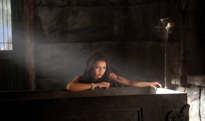 The Vampire Diaries - Smells Like Teen Spirit - Filmfotos - Nina Dobrev