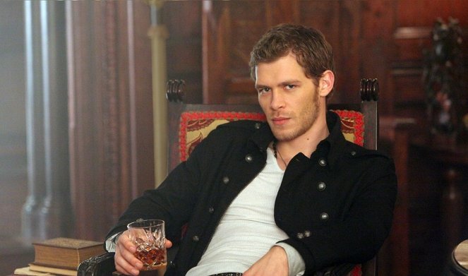 The Vampire Diaries - The Ties That Bind - Photos - Joseph Morgan