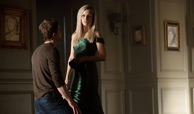 The Vampire Diaries - Kova kovaa vastaan - Kuvat elokuvasta - Ian Somerhalder, Claire Holt