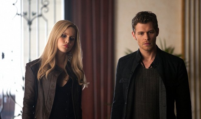 The Vampire Diaries - The Murder of One - Photos - Claire Holt, Joseph Morgan