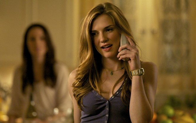 The Vampire Diaries - The Departed - Photos - Sara Canning