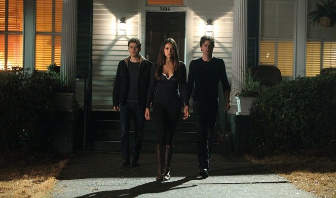 The Vampire Diaries - Elenan tulenpunainen peitetarina - Kuvat elokuvasta - Paul Wesley, Nina Dobrev, Ian Somerhalder