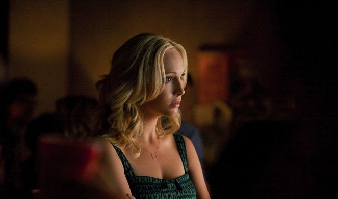 The Vampire Diaries - Dead Man on Campus - Photos - Candice King