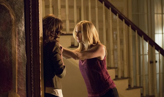 The Vampire Diaries - No Exit - Photos - Candice King