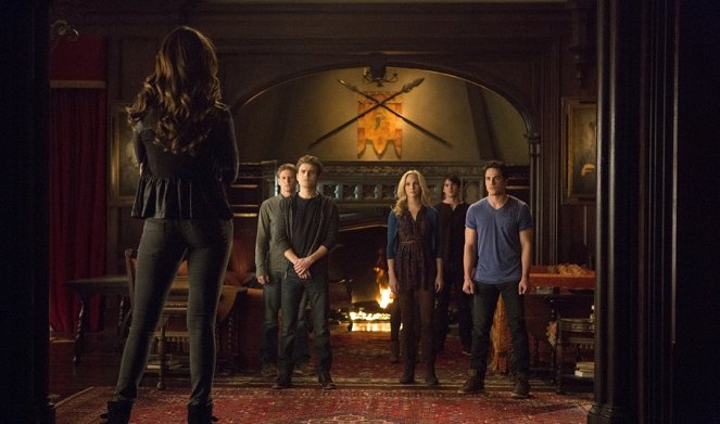 The Vampire Diaries - Gone Girl - Photos - Zach Roerig, Paul Wesley, Candice King, Steven R. McQueen, Michael Trevino