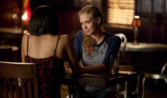 The Vampire Diaries - Man on Fire - Photos - Penelope Mitchell