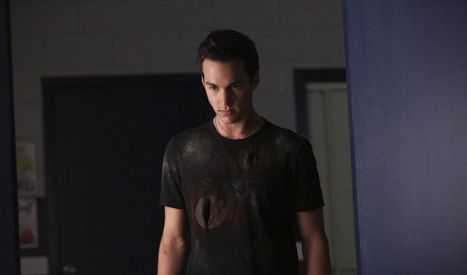 The Vampire Diaries - Woke Up with a Monster - Photos - Chris Wood