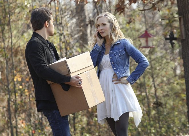 The Vampire Diaries - Season 6 - Stay - Photos - Paul Wesley, Candice King