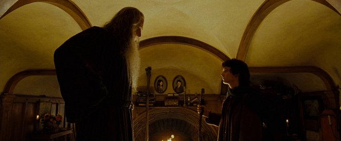 The Lord of the Rings: The Fellowship of the Ring - Van film - Ian McKellen, Elijah Wood