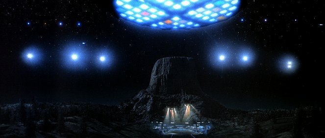 Close Encounters of the Third Kind - Photos