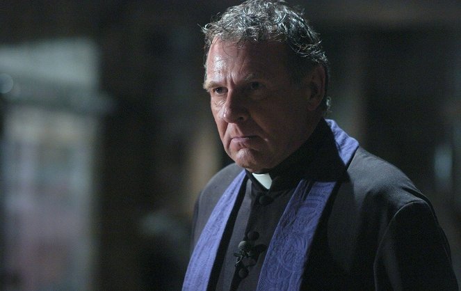 V moci diabla - Z filmu - Tom Wilkinson