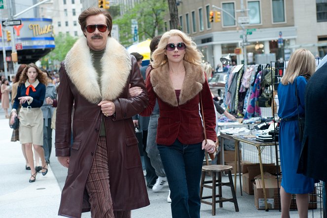 Anchorman 2: The Legend Continues - Photos - Christina Applegate, Will Ferrell