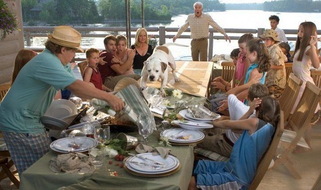 Cheaper by the Dozen 2 - Photos - Kevin G. Schmidt, Brent Kinsman, Jonathan Bennett, Piper Perabo, Bonnie Hunt, Steve Martin, Morgan York, Liliana Mumy, Taylor Lautner