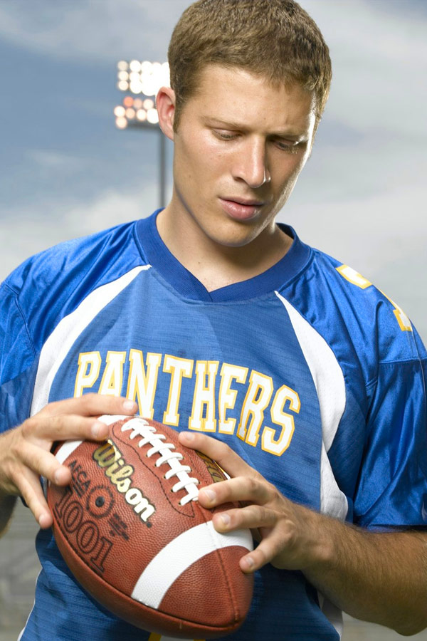 Friday Night Lights - Tiszta szívvel foci - Promóció fotók - Zach Gilford