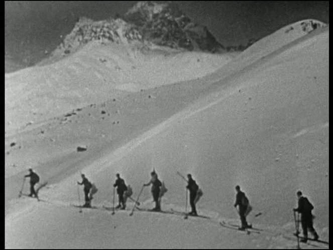 Grotesken im Schnee - Filmfotos