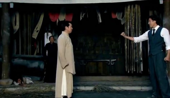 Shuang long ji - De la película