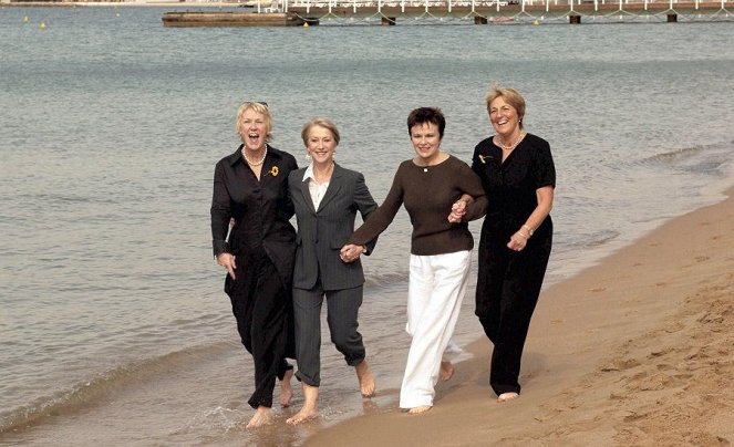 Las chicas del calendario - Promoción - Helen Mirren, Julie Walters