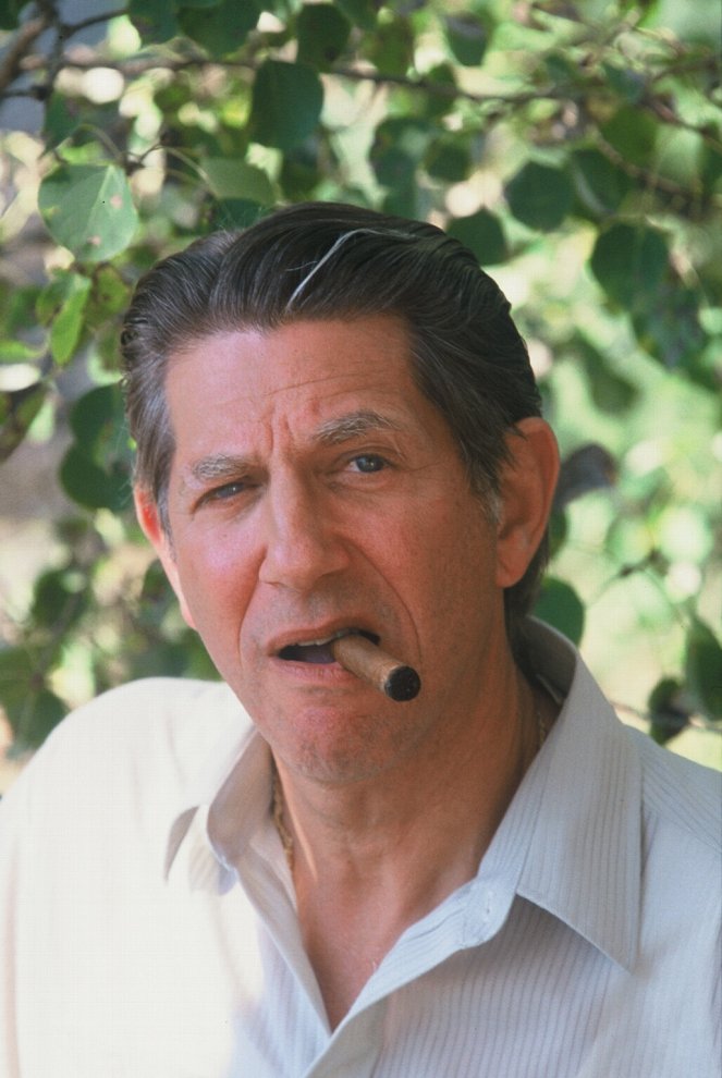 Deepwater - Photos - Peter Coyote