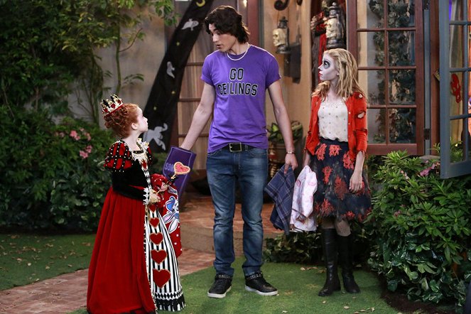 Az eb és a web - Filmfotók - Francesca Capaldi, Blake Michael, Genevieve Hannelius