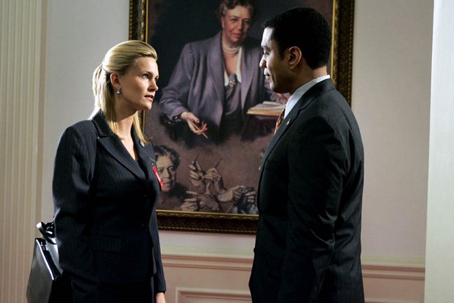 Az Elnöknő - Filmfotók - Natasha Henstridge, Harry Lennix