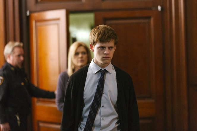 The Slap - Photos - Lucas Hedges