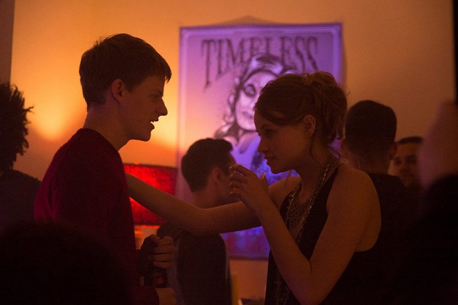 The Slap - Photos - Lucas Hedges, Makenzie Leigh