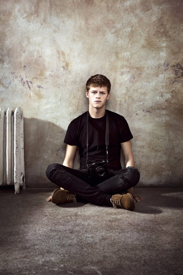 Facka - Promo - Lucas Hedges