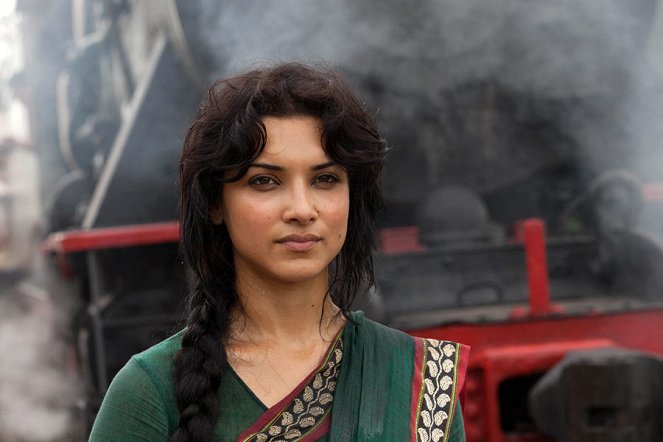 Indian Summers - Photos - Amber Rose Revah
