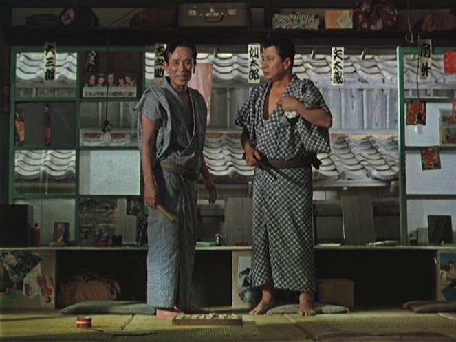 La hierba errante - De la película - Kōji Mitsui, Mantarô Ushio