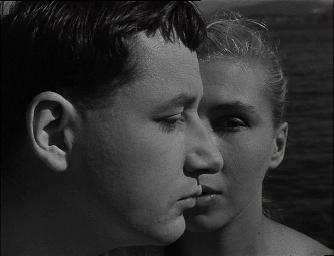 La Pointe Courte - Z filmu - Philippe Noiret, Silvia Monfort