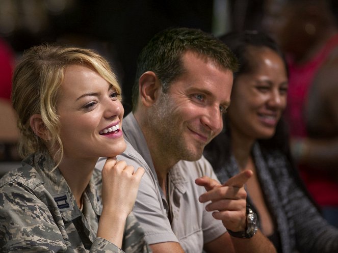 Sob O Mesmo Céu - Do filme - Emma Stone, Bradley Cooper