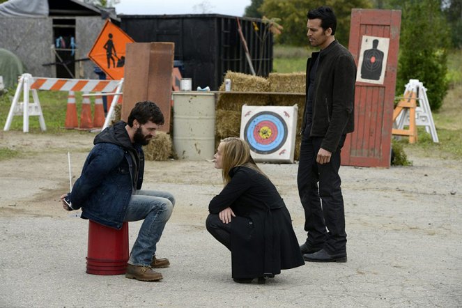 Covert Affairs - Photos - Piper Perabo, Oded Fehr
