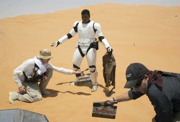 Star Wars: Az ébredő Erő - Forgatási fotók - John Boyega